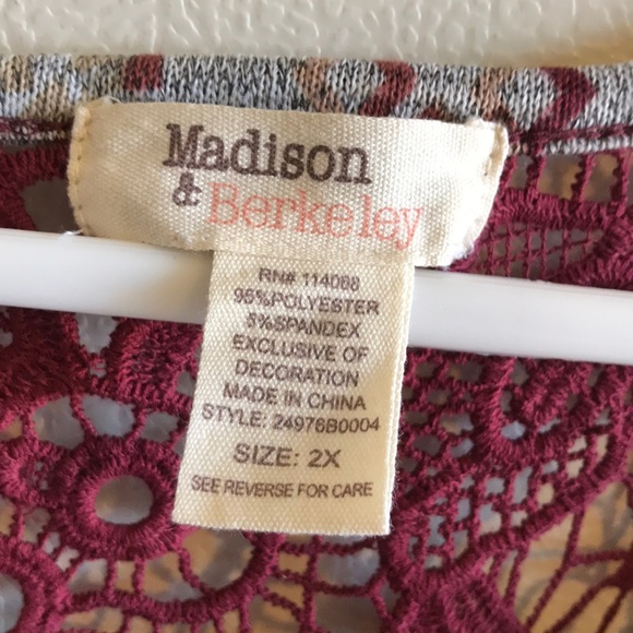 Gray and burgundy print top w lace inset at neck - Picture 3 of 3